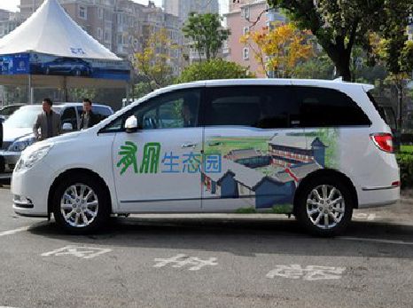 宾川户外车贴喷绘如何保持效果?